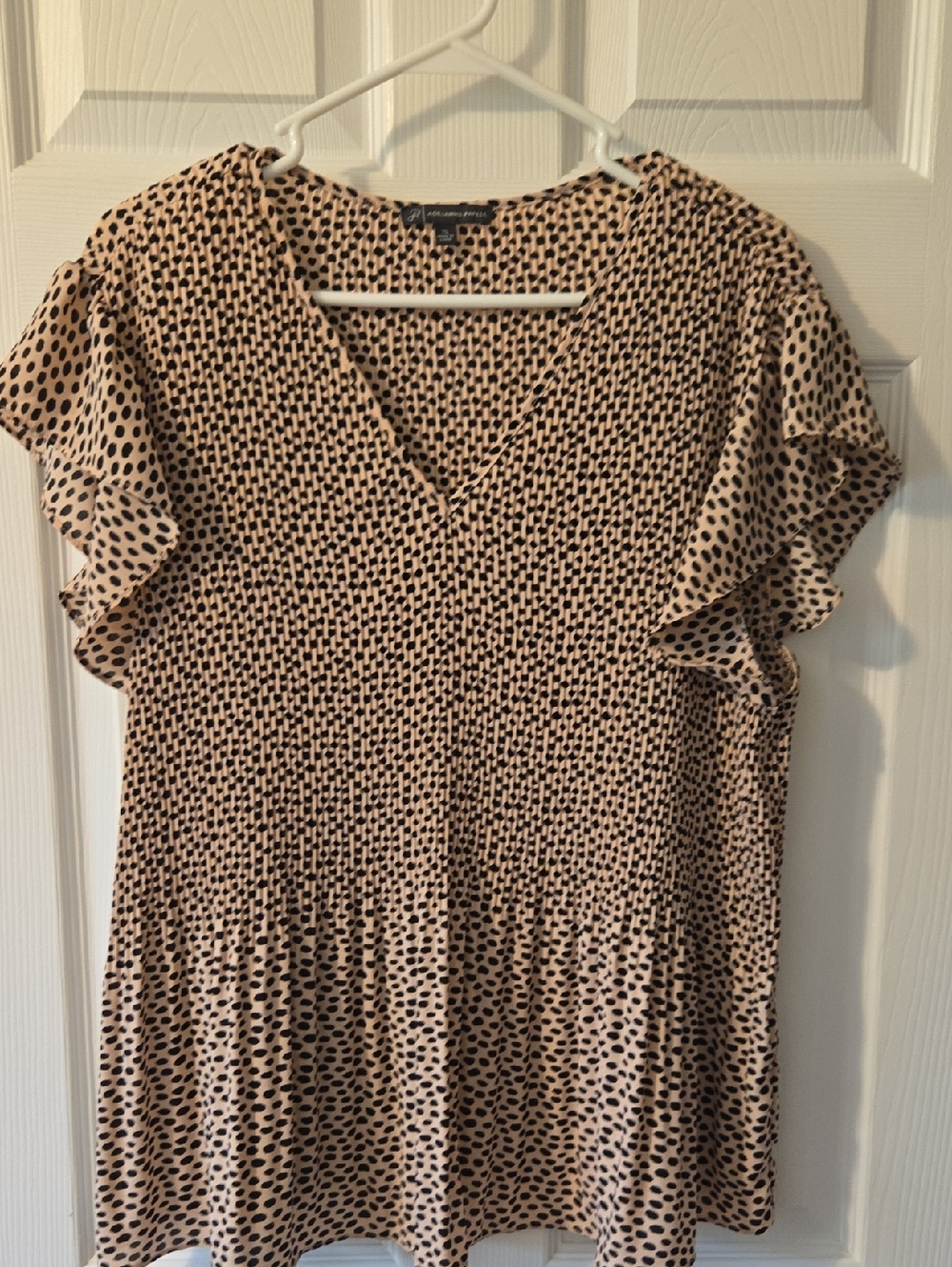 Adrianna Papell Beige & Black Polka Dot Pleated Top